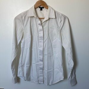 Ann Taylor Perfect Shirt in Size 0